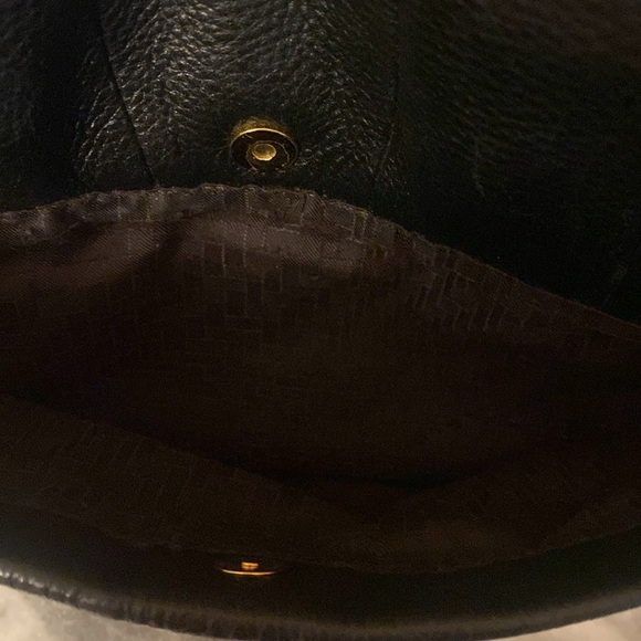 COLE HAAN // ltd ed black buttery leather knot strap magnetic flap shoulder bag - Picture 9 of 13